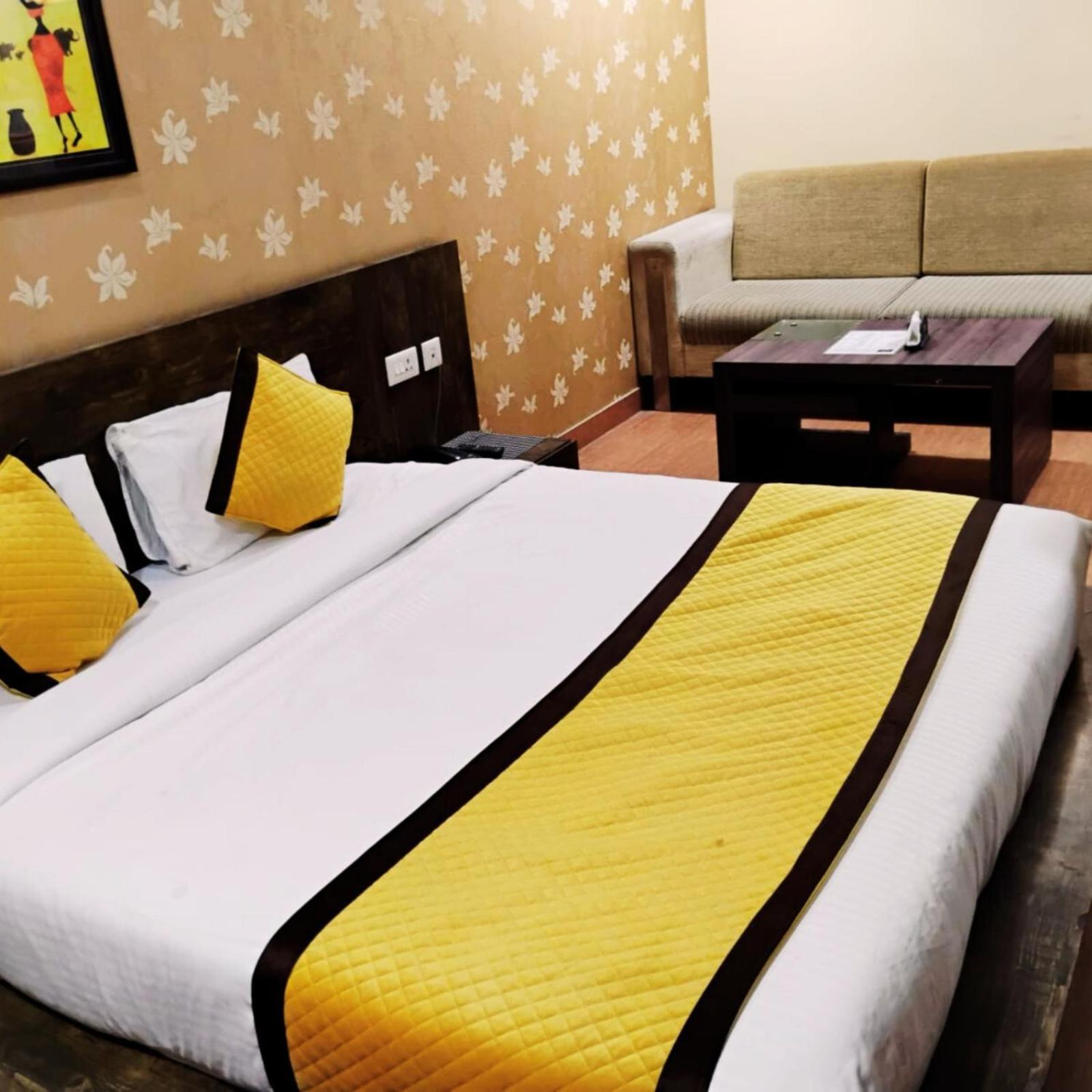 Hotel Lake View Grand Lucknow Extérieur photo