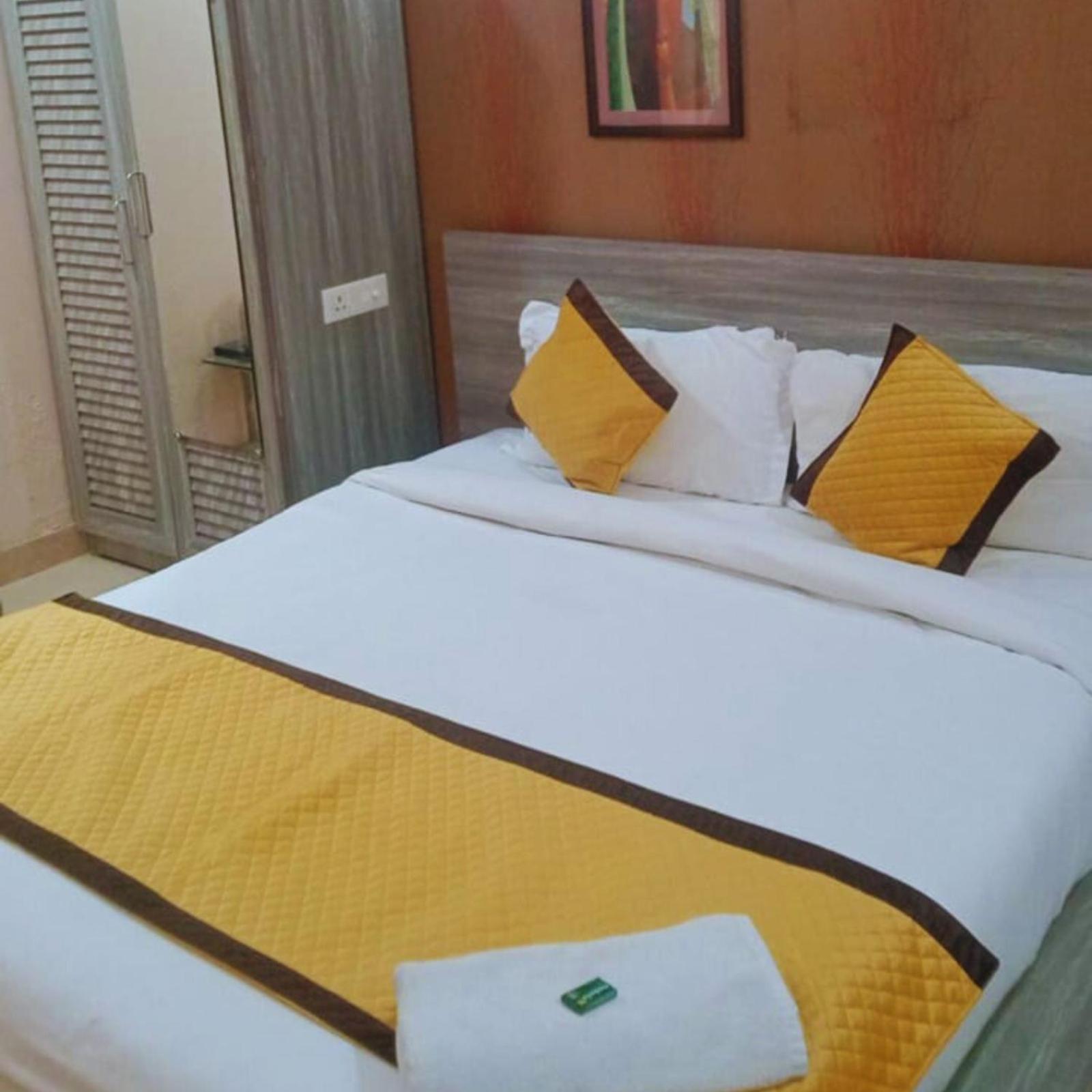 Hotel Lake View Grand Lucknow Extérieur photo
