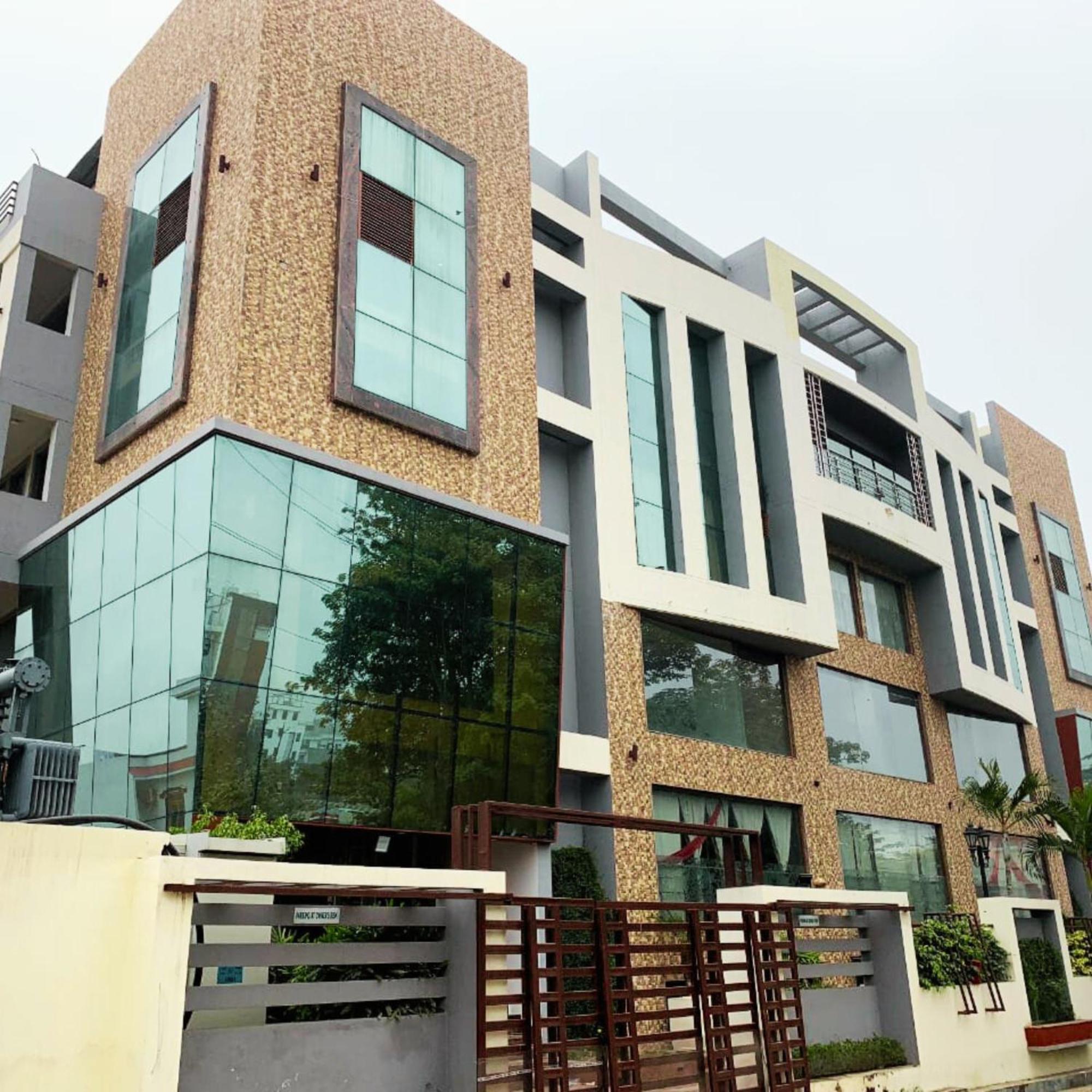 Hotel Lake View Grand Lucknow Extérieur photo
