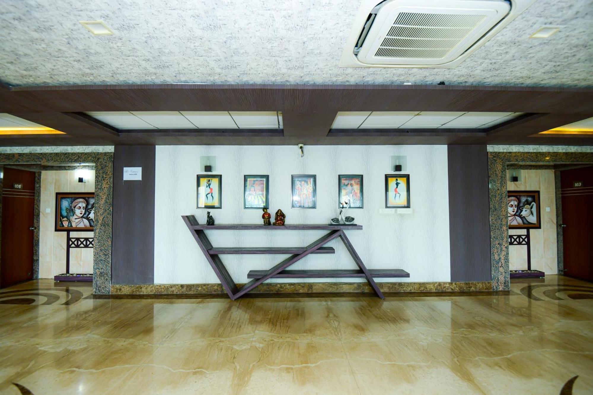 Hotel Lake View Grand Lucknow Extérieur photo
