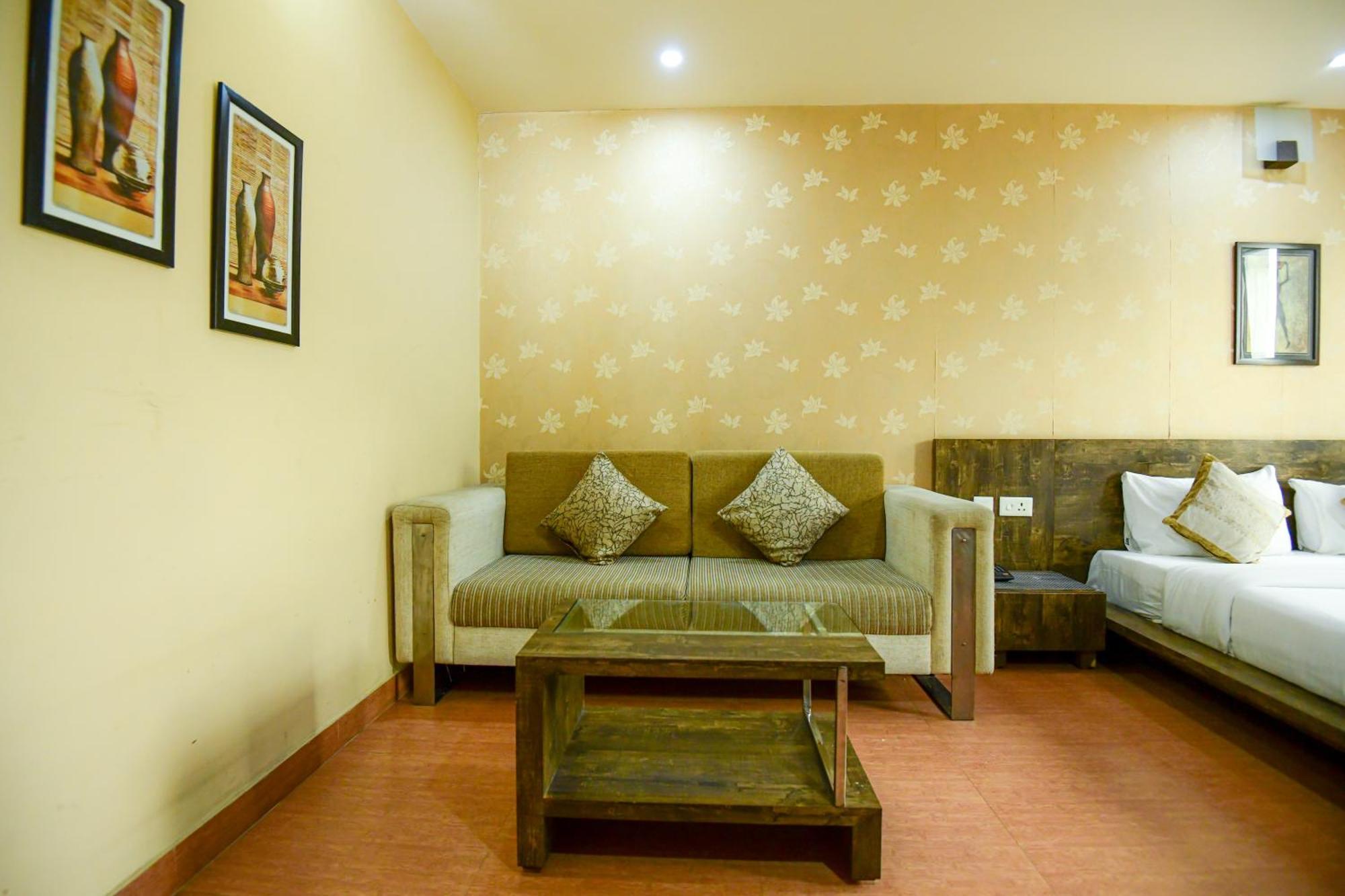 Hotel Lake View Grand Lucknow Extérieur photo