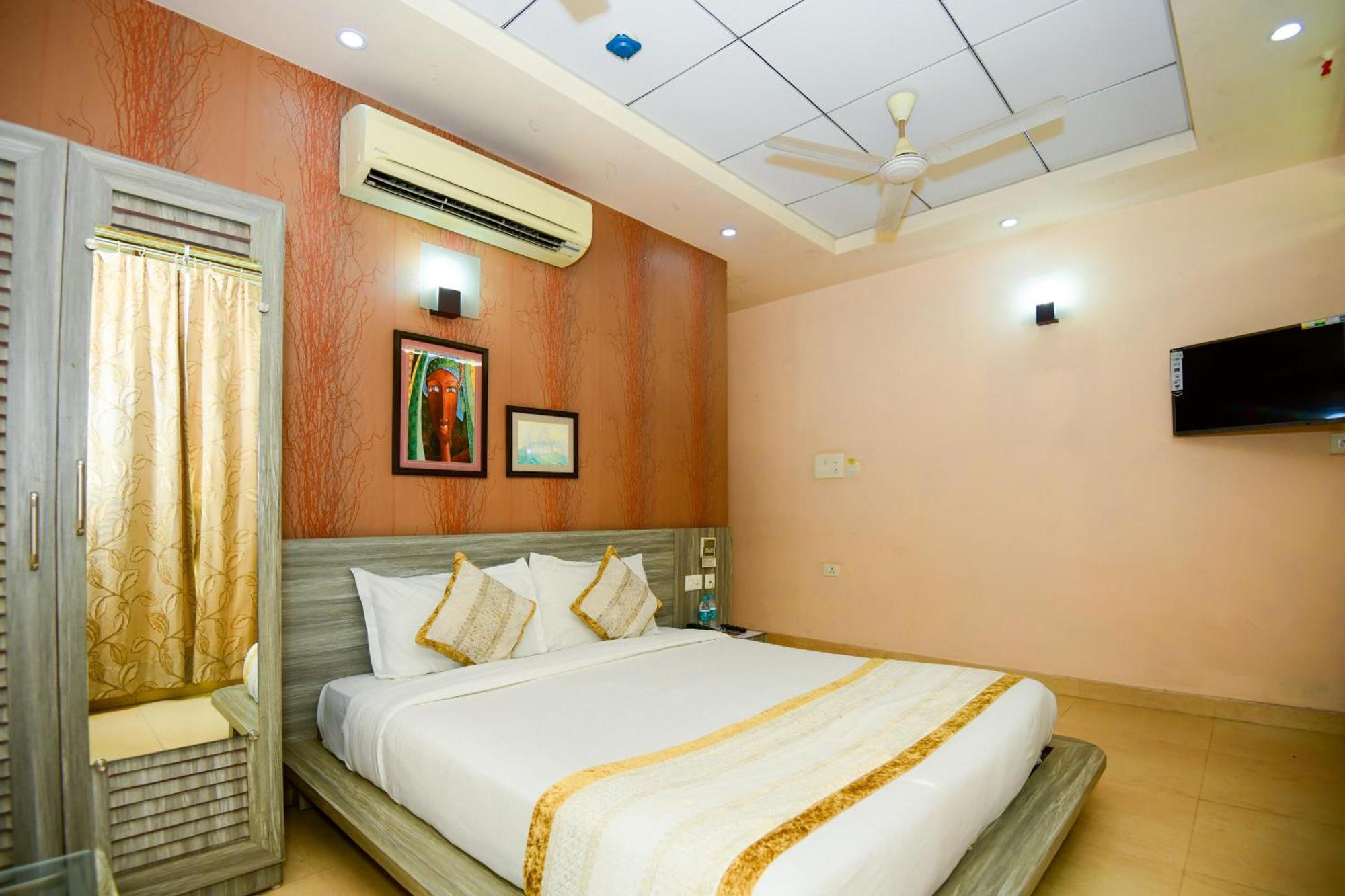 Hotel Lake View Grand Lucknow Extérieur photo